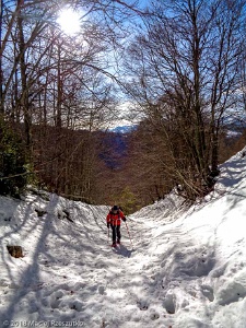 2018-01-03 · 13:18 · Rocher de Scaramus Bois de Courtalasses · Pyrénées, Pyrénées ariégeoises, Prades, FR · GPS 42°46'12.64'' N 1°50'55.27'' E · Altitude 1452m