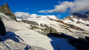 2016-07-29 · 07:11 · Strahlhorn Chessjengletscher · Alpes, Alpes valaisannes, Massif de l'Allalin, CH · GPS 46°4'1.81'' N 7°55'14.87'' E · Altitude 2976m