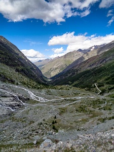 2017-07-14 · 15:41 · Strahlhorn Barrage de Mattmark · Alpes, Alpes valaisannes, Vallée de Saas, CH · GPS 46°2'55.94'' N 7°57'33.61'' E · Altitude 2195m