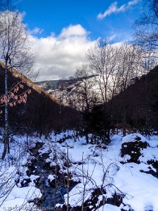 2017-12-30 · 12:48 · Étang de Comte Bois des Artigues · Pyrénées, Pyrénées ariégeoises, Vallée de Mérens, FR · GPS 42°39'6.98'' N 1°49'11.47'' E · Altitude 1234m