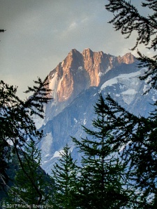 2017-06-23 · 06:01 · Balcon de la Mer de Glace Montenvers · Alpes, Massif du Mont-Blanc, Vallée de Chamonix, FR · GPS 45°55'56.27'' N 6°55'7.29'' E · Altitude 1797m