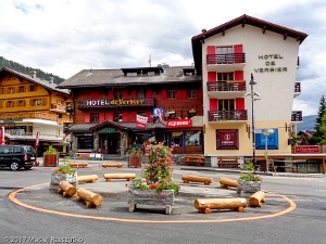 2017-07-07 · 16:01 · Trail Verbier St Bernard X-Alpine Verbier · Alpes, Alpes valaisannes, Val de Bagnes, CH · GPS 46°5'46.29'' N 7°13'43.68'' E · Altitude 1494m